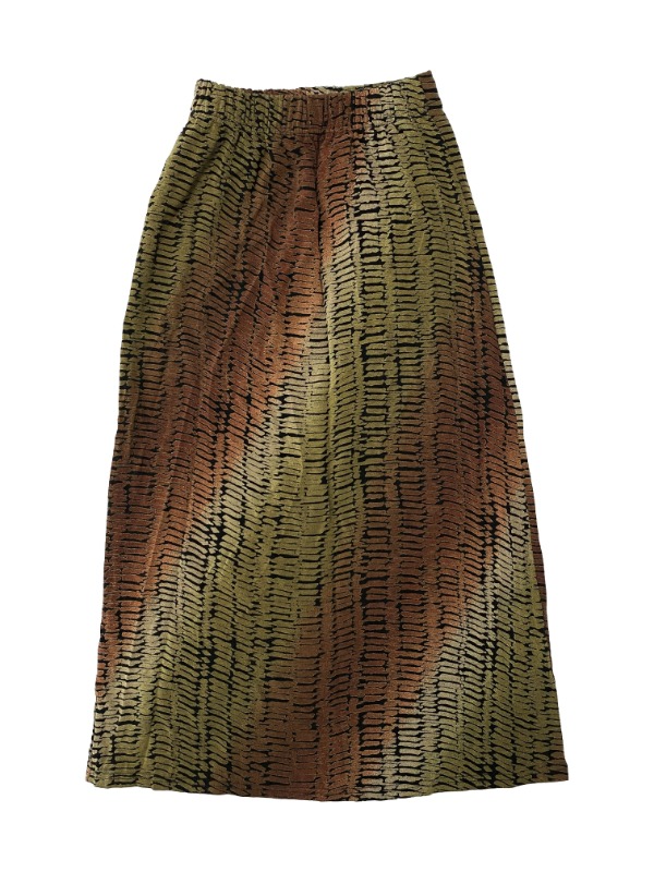 Gradation pattern skirt